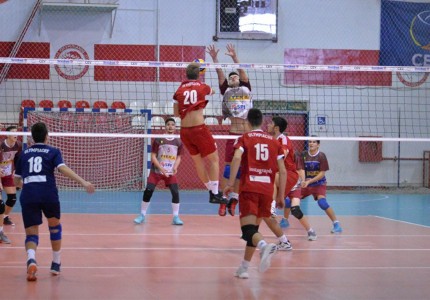 Τρία στα πέντε