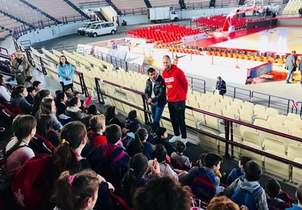 Σε ρόλο... δασκάλων οι Σφαιρόπουλος, Τιλί