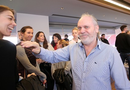 Γιόρτασε ο Θρύλος των επιτυχιών! (Photos)
