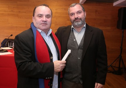 Γιόρτασε ο Θρύλος των επιτυχιών! (Photos)