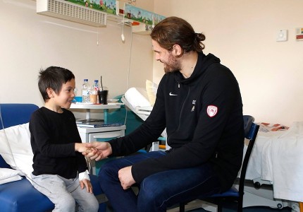 Μοίρασαν δώρα και χαμόγελα!