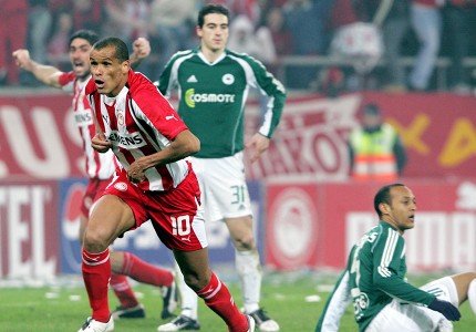 Έτσι... νικάει ο Πειραιάς (photos, video)