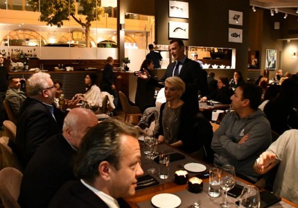 Επίσημο δείπνο παρέθεσε ο Θρύλος (photos)