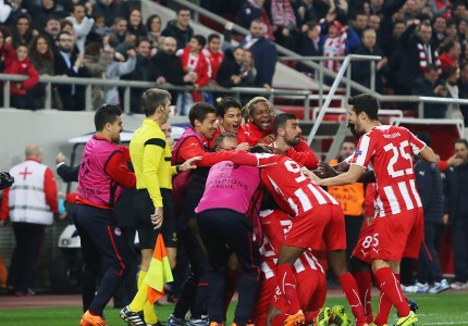 Η μαγική βραδιά που ο Θρύλος γονάτισε τη Γιουνάιτεντ (photos, video)