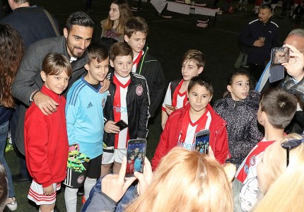 Γιορτή στο Ρέντη με Τζούρτζεβιτς και Βέργο!