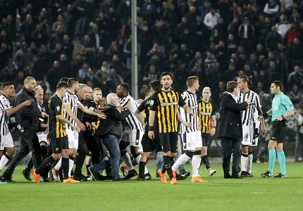 Ξεφτιλίσατε το ποδόσφαιρο! Συγχαρητήρια...