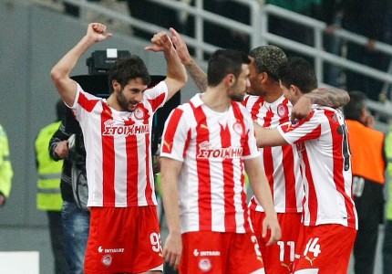 Δεν άντεξαν την... πίκρα και το διέκοψαν! (photos, video)