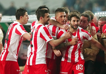 Δεν άντεξαν την... πίκρα και το διέκοψαν! (photos, video)