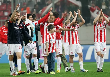 Γενέθλια με 3άρα και... τέταρτο αστέρι! (photos, video)