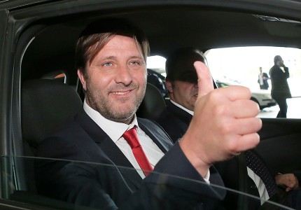 Εικόνες από την άφιξη Μαρτίνς