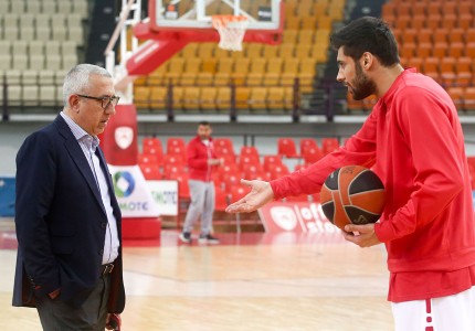 Φορτσάρει για Ζαλγκίρις ο Ολυμπιακός (photos)