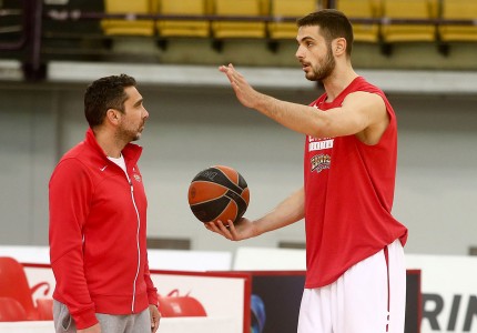 Φορτσάρει για Ζαλγκίρις ο Ολυμπιακός (photos)