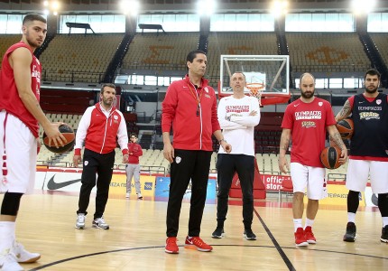 Φορτσάρει για Ζαλγκίρις ο Ολυμπιακός (photos)