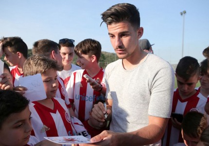 Τους υποδέχτηκαν με ενθουσιασμό (photos)