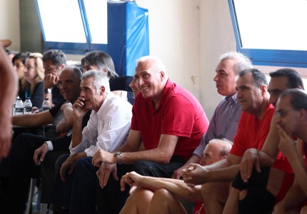 Φιλικό για καλό σκοπό (photos)