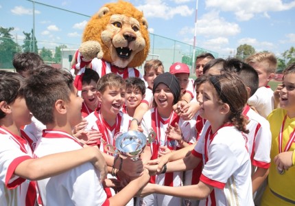 Η γιορτή των σχολών! (Video)