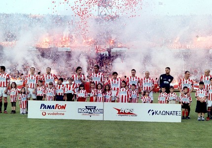 Κούπα και standing ovation στον Καραταΐδη