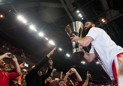 Τι τους έφτιαξες, Θρύλε μου! (photos, video)