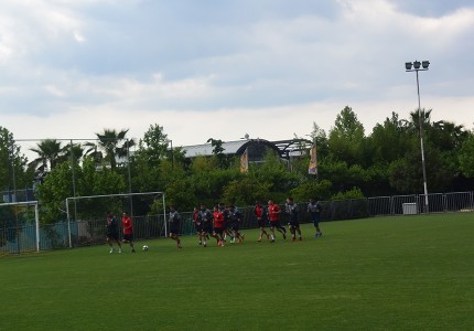 Έτοιμοι οι μικροί για την κούπα! (Photos)