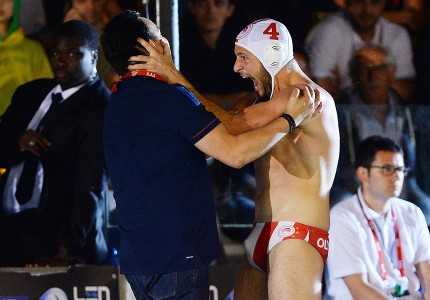 Έτσι σηκώνουν τα ευρωπαϊκά! (photos)