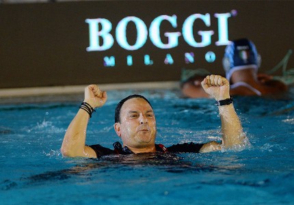 Έτσι σηκώνουν τα ευρωπαϊκά! (photos)