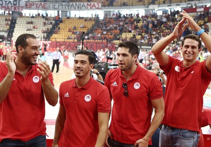 Τα... κλικ της αποθέωσης στο ΣΕΦ