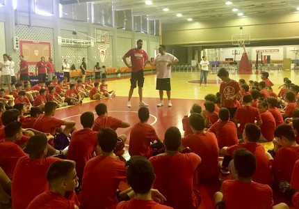 Ωραίες στιγμές με Μιλουτίνοφ (photos, video)