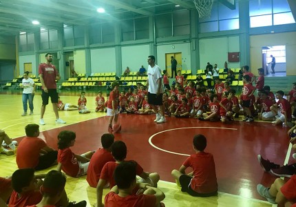 Ωραίες στιγμές με Μιλουτίνοφ (photos, video)