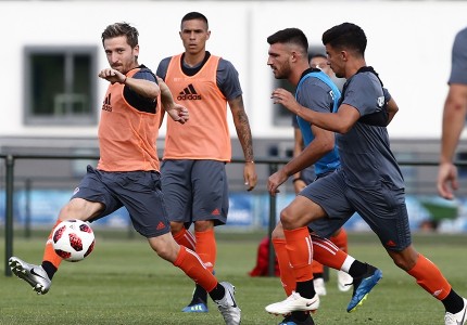 Η πρώτη προπόνηση στο Γκενκ (photos)