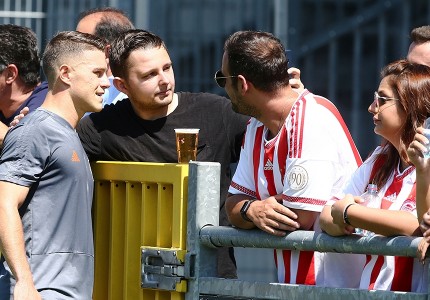 Παντού Θρύλος! (Photos)