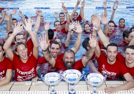 Έτσι γιόρτασαν οι τρεμπλούχοι (photos)