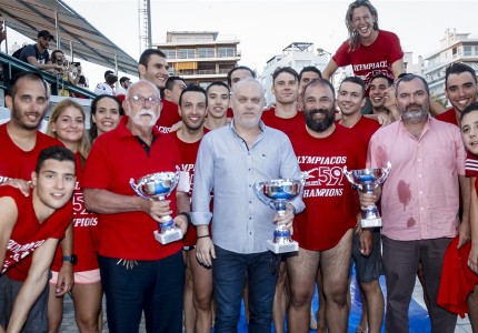 Έτσι γιόρτασαν οι τρεμπλούχοι (photos)