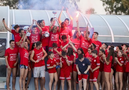 Έτσι γιόρτασαν οι τρεμπλούχοι (photos)