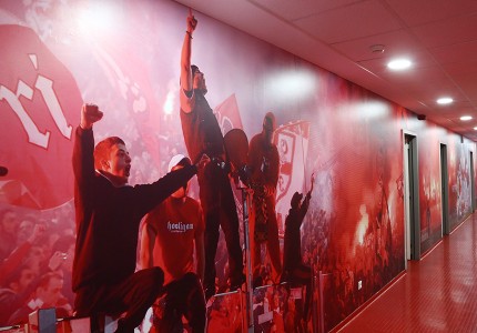 Εντυπωσιακά τα ανακαινισμένα αποδυτήρια (photos)