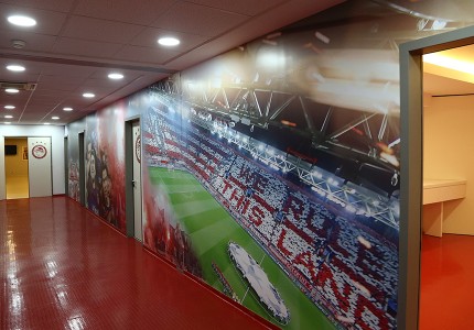 Εντυπωσιακά τα ανακαινισμένα αποδυτήρια (photos)