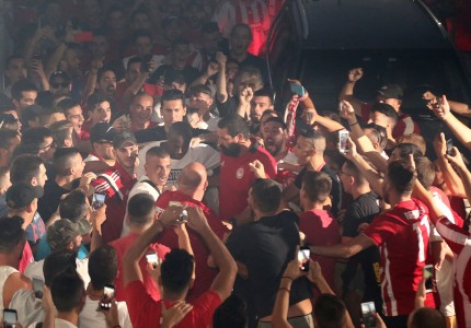 Η... τρέλα του κόσμου για Τουρέ (photos)