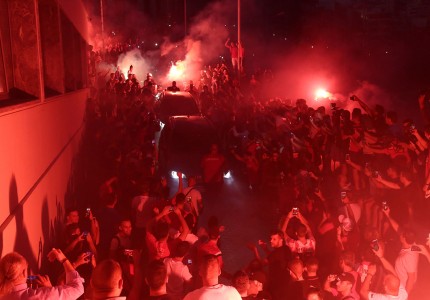 Η... τρέλα του κόσμου για Τουρέ (photos)
