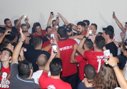 Η... τρέλα του κόσμου για Τουρέ (photos)