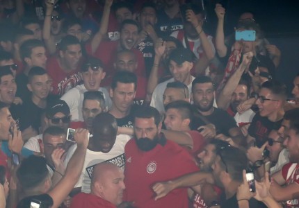 Η... τρέλα του κόσμου για Τουρέ (photos)