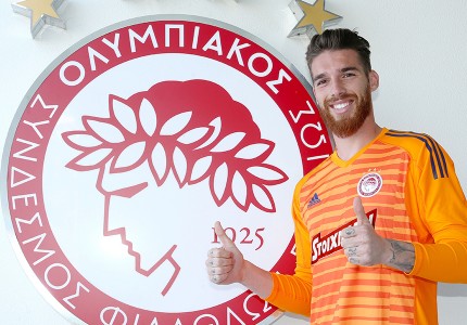 Οι πρώτες εικόνες του Σα με τη φανέλα του Θρύλου