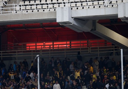 Χαμός στο ΟΑΚΑ με οπαδούς και αστυνομικούς!