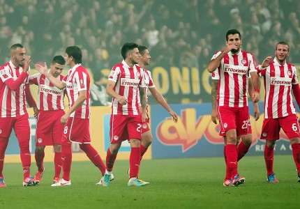 Στα τέσσερα (σταμάτησε και με) την ΑΕΚ! (photos, video)