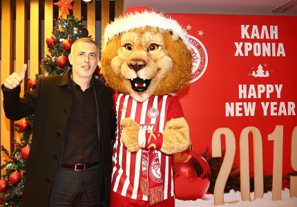 «Ερυθρόλευκη» Χριστουγεννιάτικη γιορτή! (Photos)