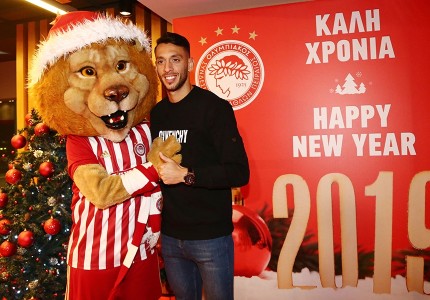 «Ερυθρόλευκη» Χριστουγεννιάτικη γιορτή! (Photos)