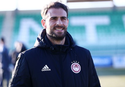 Στο γήπεδο ο Ολυμπιακός (photos)