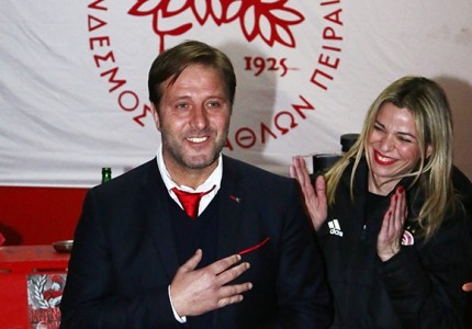 Ο Ολυμπιακός δίπλα στον λαό του (photos)