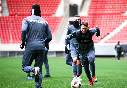 Με αρκετό κρύο η προπόνηση (photos)