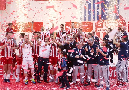 Το πανηγύρισαν ξέφρενα (photos)