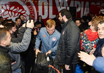 Στα «ερυθρόλευκα» η Λαμία! (Photos)