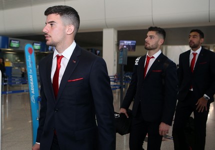 «Πέταξε» ο Θρύλος για Κίεβο! (Photos)